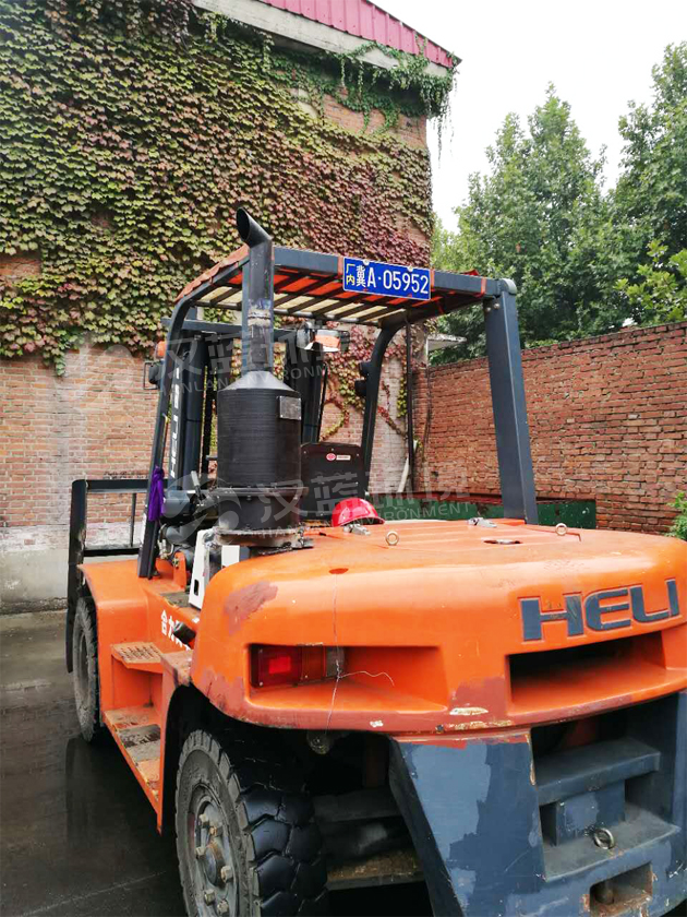 萬純叉車尾氣凈化器-大噸位叉車凈化器 萬純叉車尾氣凈化器-大噸位叉車凈化器