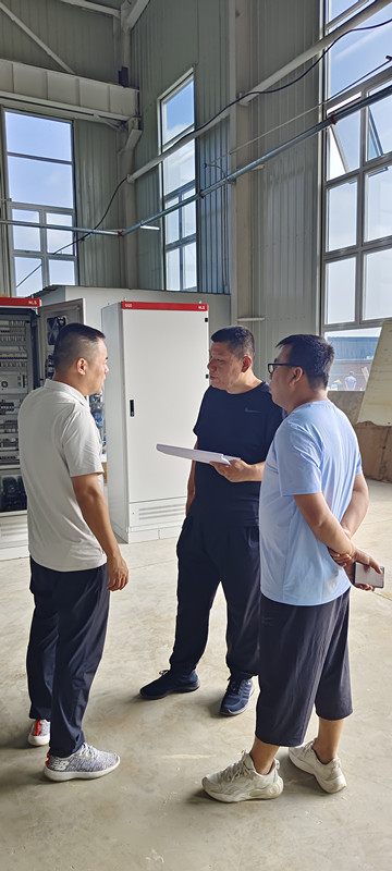 熱烈歡迎某集團公司客戶來河北漢藍(lán)驗收脫硝系統(tǒng)